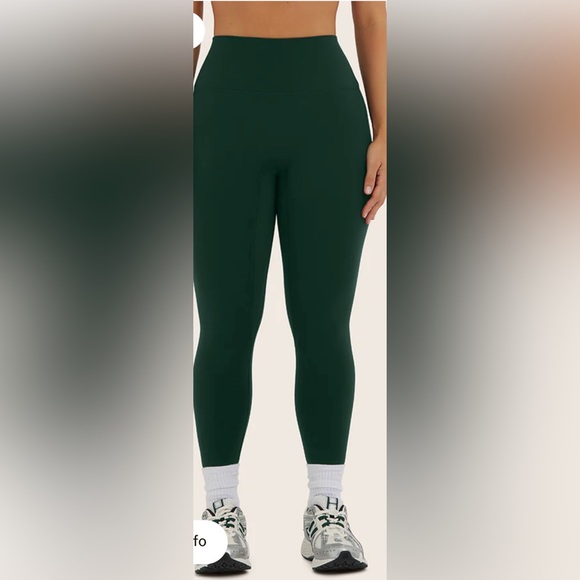 NWT SPORTBODY® SPORTY HIGH-RISE LEGGINGS in Beetle Dark Green Size Small - Picture 4 of 6